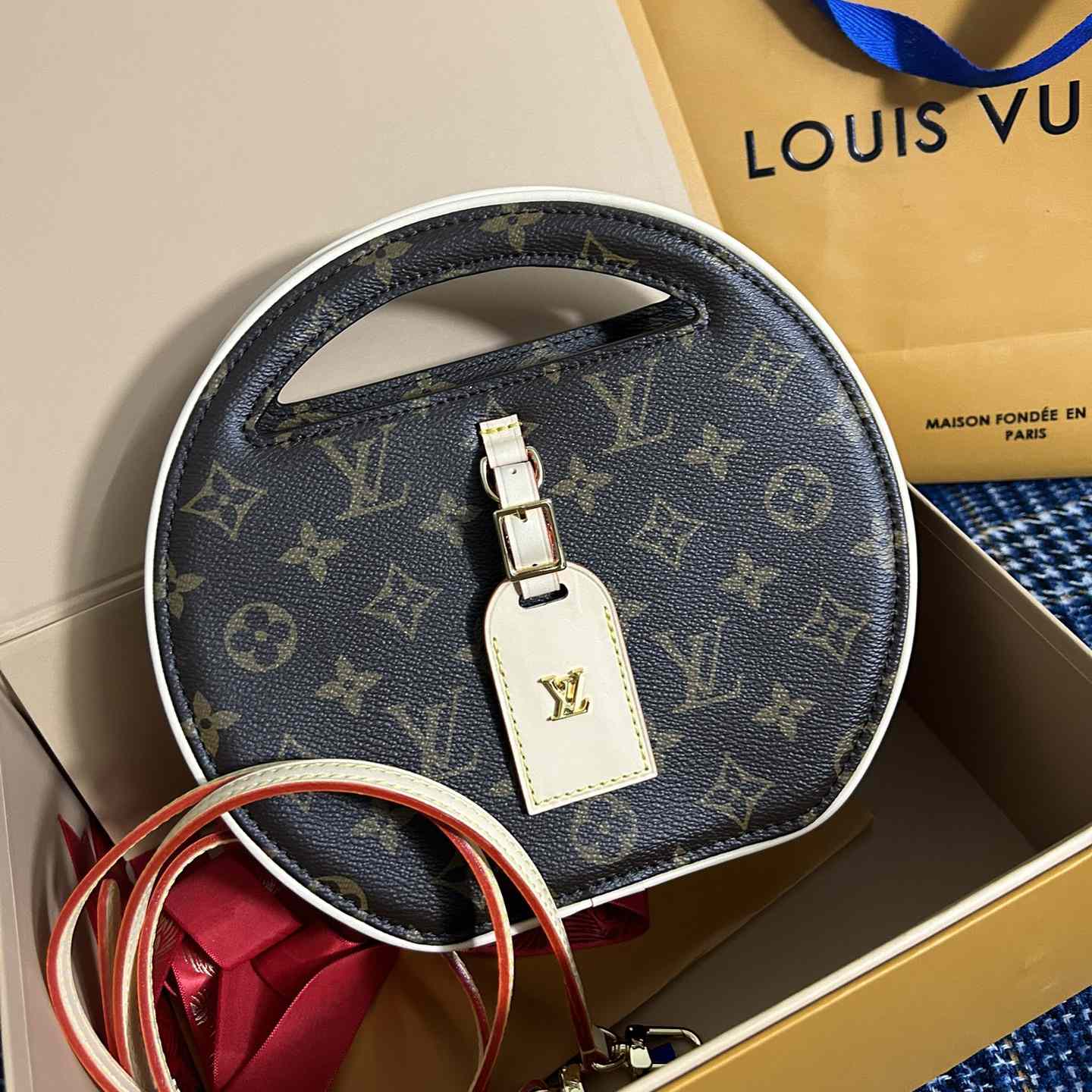 Louis Vuitton Around Me PM    M47117 - everydesigner