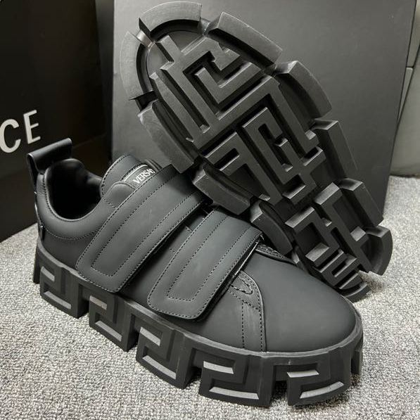 Versace Greca Labyrinth Chunky Leather Sneakers - everydesigner