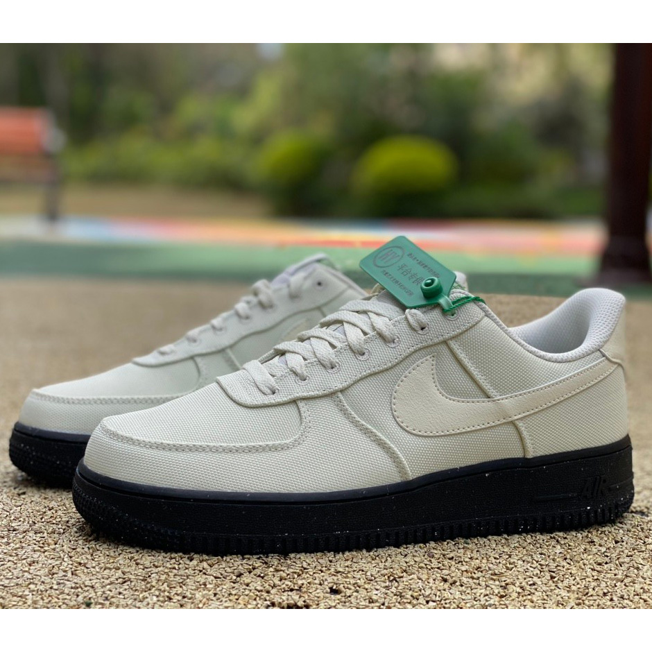 Nike Air Force 1 LV8 Sneaker      FJ3289-001 - everydesigner