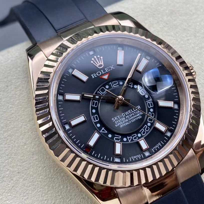 Rolex Sky-Dweller Watch   - everydesigner