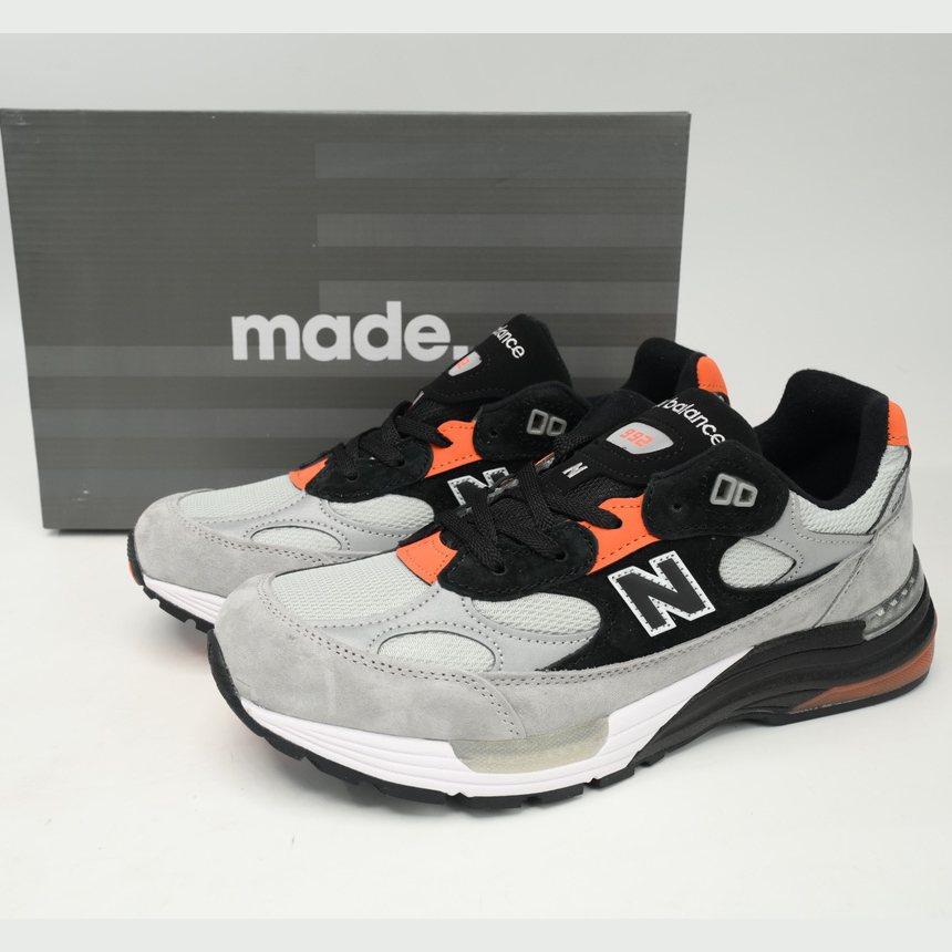 New Balance 992 Gray Orange Sneakers      M992GBO   - everydesigner