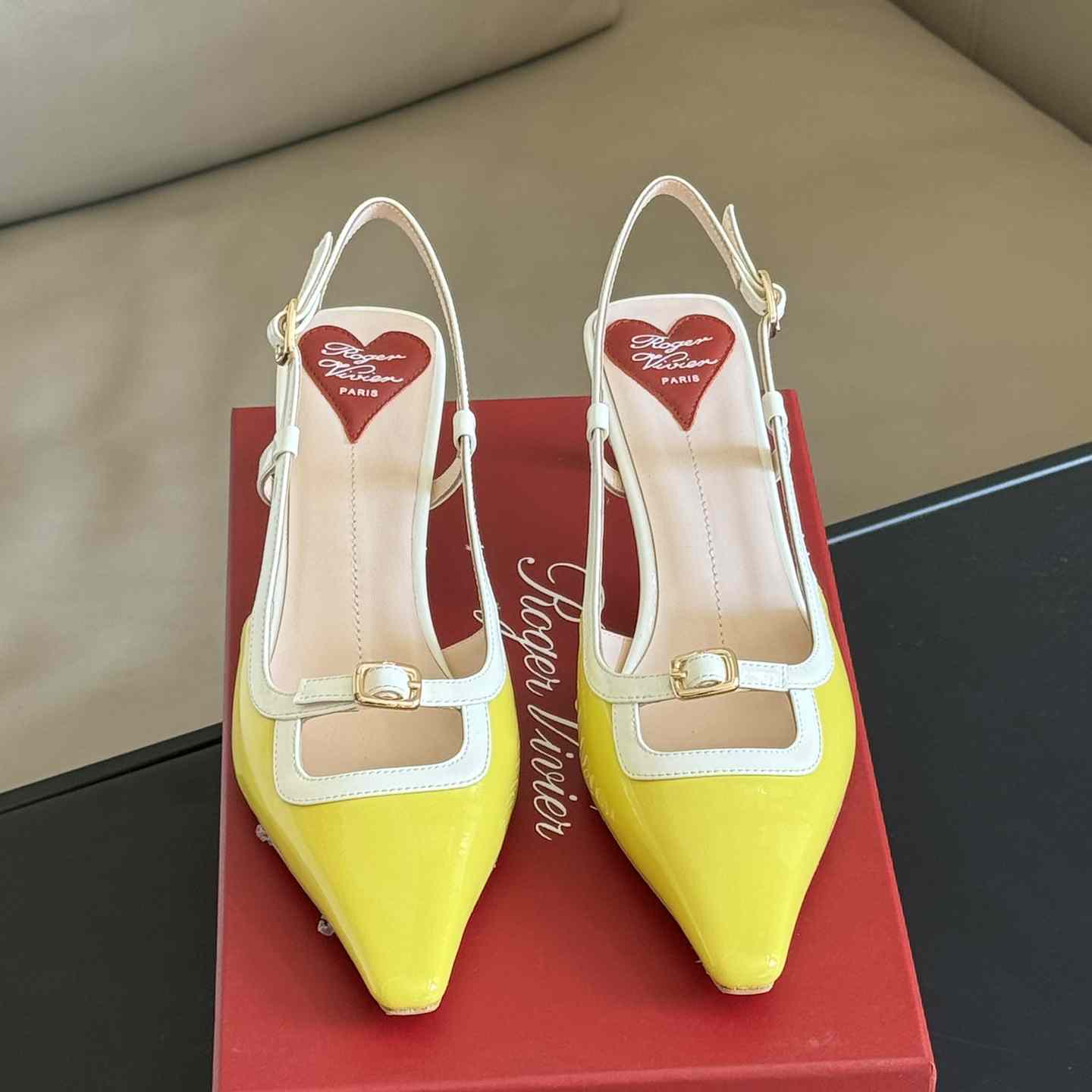 Roger Vivier Viv’ Canard Slingback Pumps in Patent Leather - everydesigner