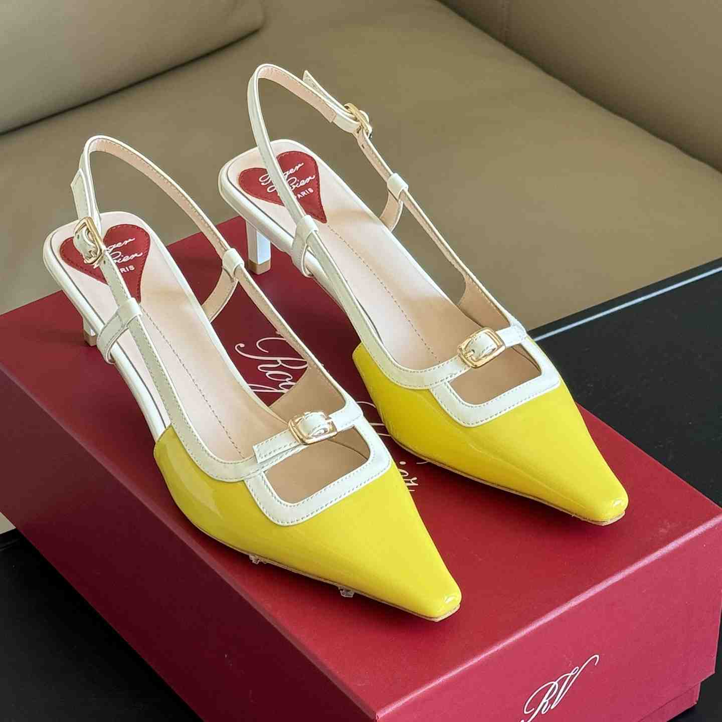 Roger Vivier Viv’ Canard Slingback Pumps in Patent Leather - everydesigner