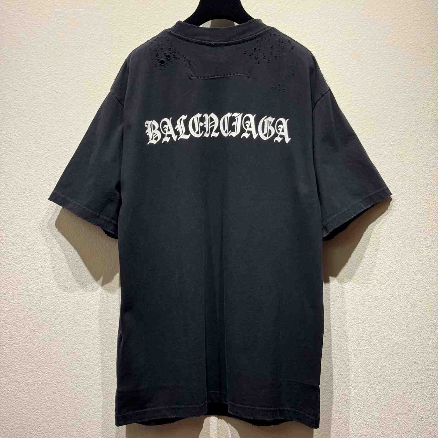 Balenciaga Destroyed T-Shirt - everydesigner