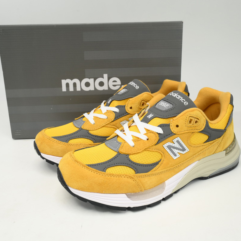 New Balance 992 Yellow Sneakers      M992BB  - everydesigner