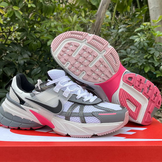 Nike Wmns v2k Runtekk Low ''White Grey Pink'' Sneaker       FZ5061-100 - everydesigner