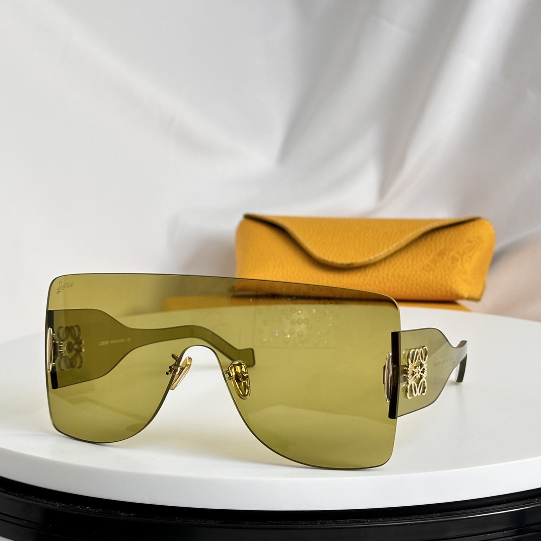 Loewe Mask-Frame Sunglasses       G736270X09 - everydesigner