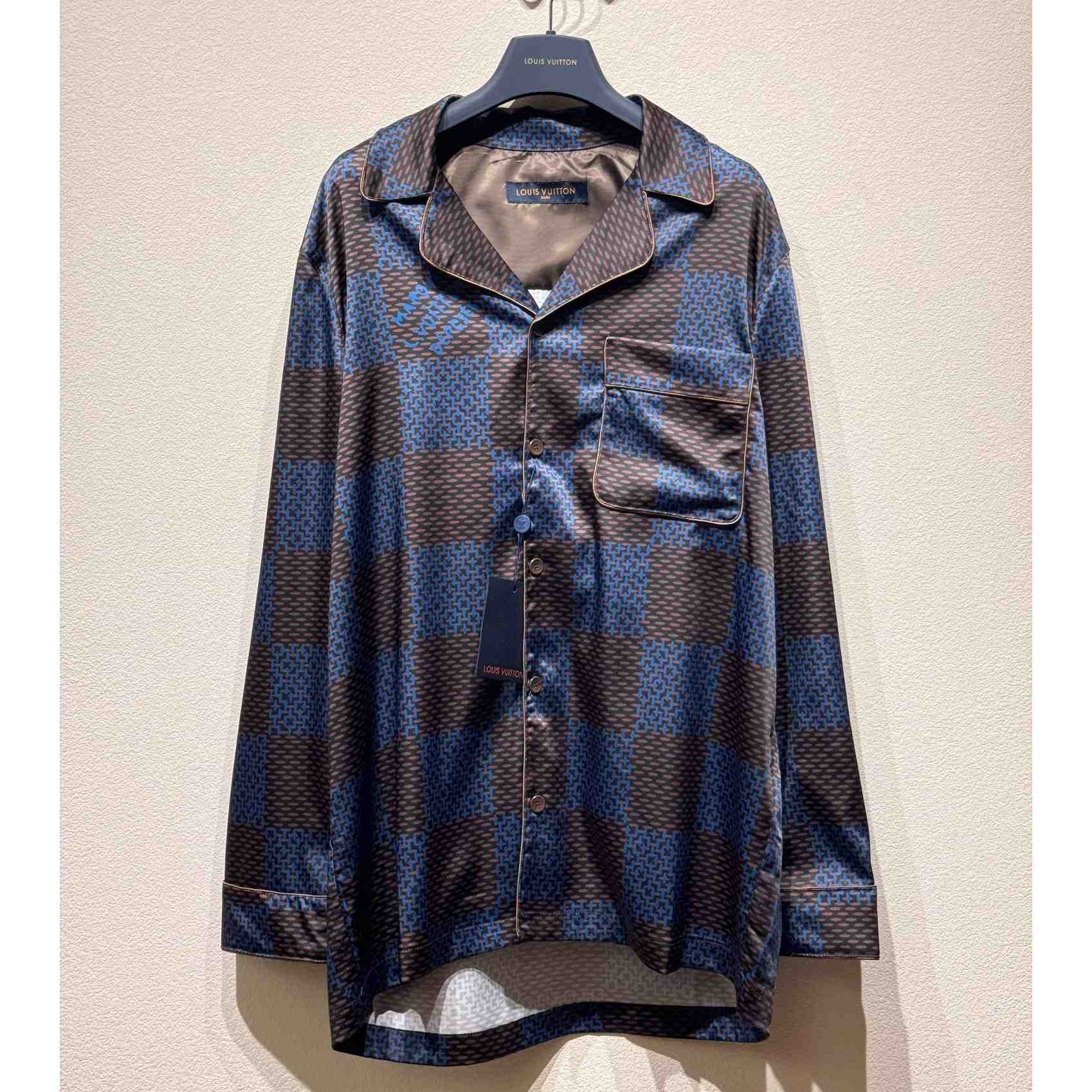 Louis Vuitton Long-Sleeved Damier Silk Pyjama Shirt    1AFJD4 - everydesigner