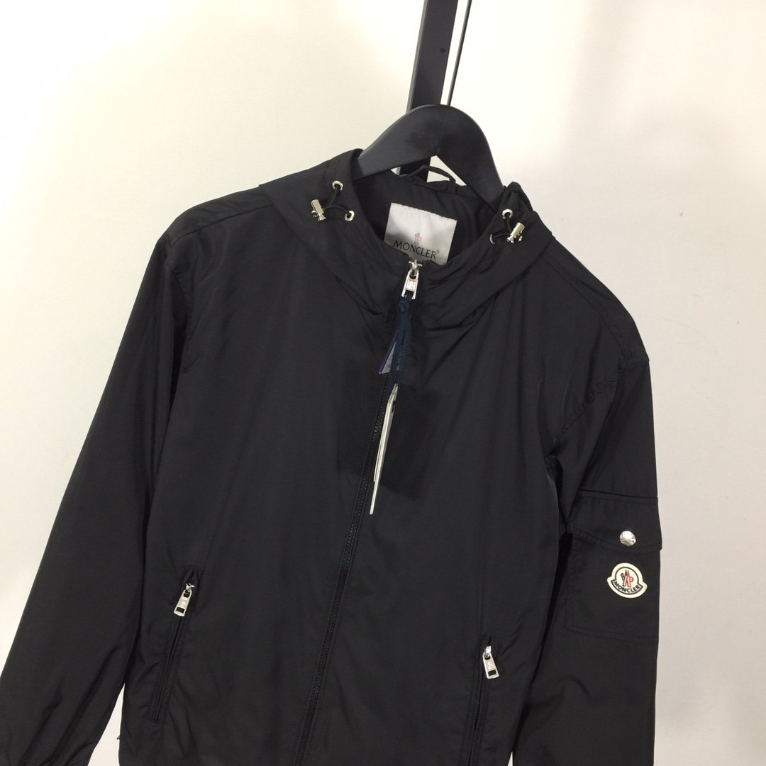 Moncler Etiache Rain Jacket - everydesigner