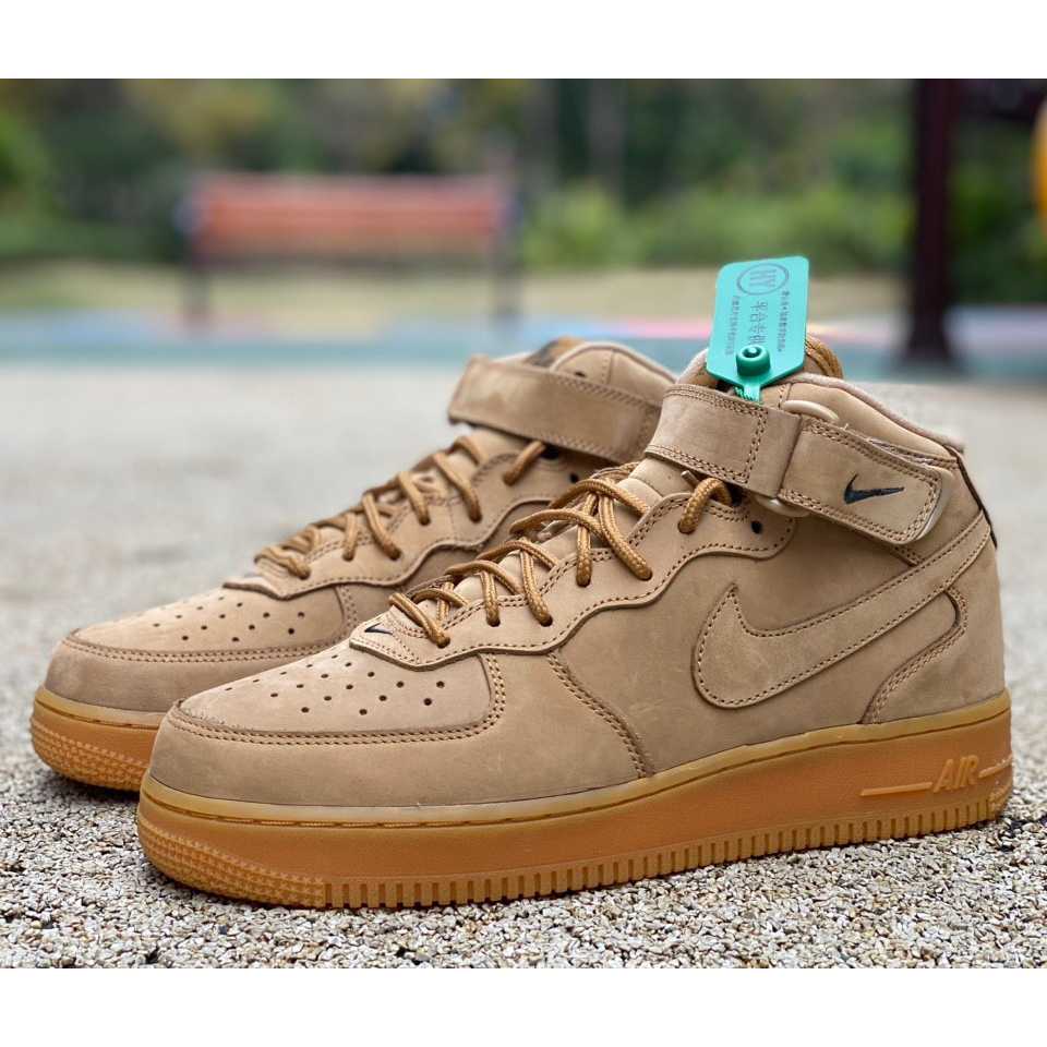 Nike Air Force 1 Mid '07 Prm QS Sneaker      715889-200 - everydesigner