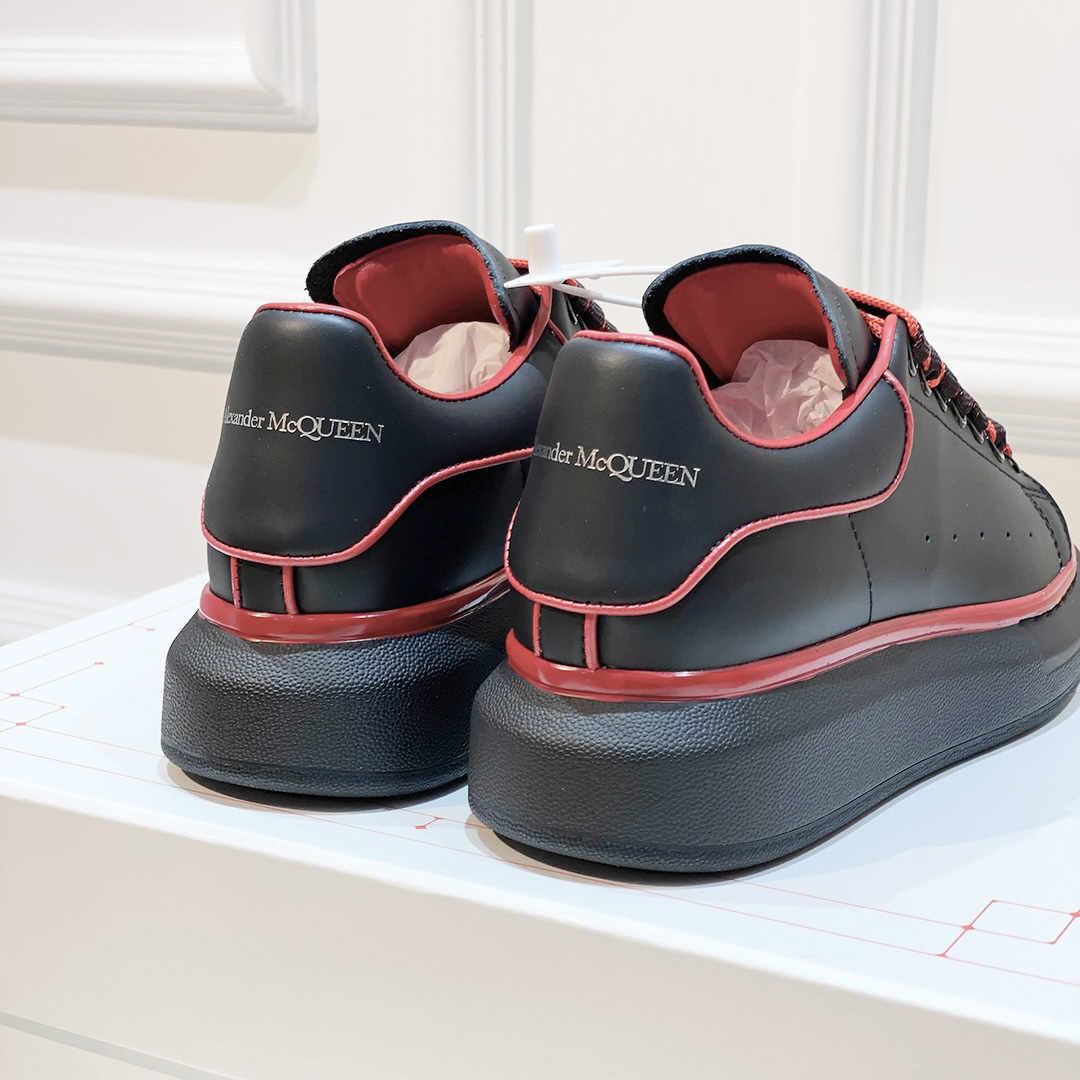 Alexander Mqueen Oversized Sneakers - everydesigner