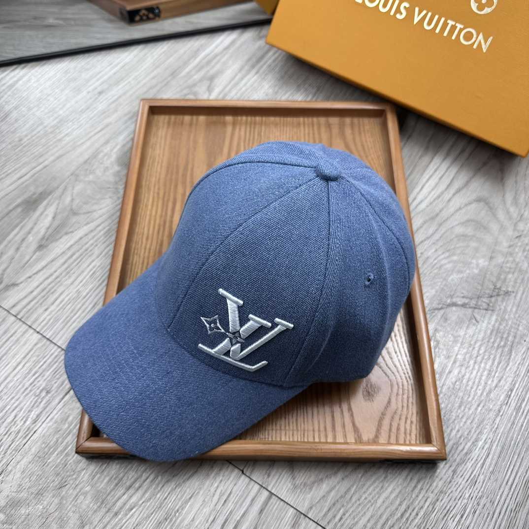 Louis Vuitton Cap - everydesigner