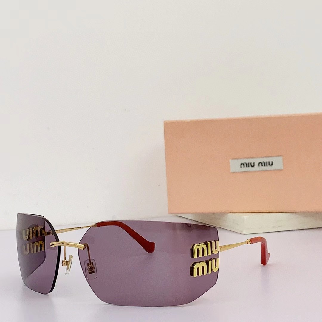 Miu Miu Runway Sunglasses - everydesigner