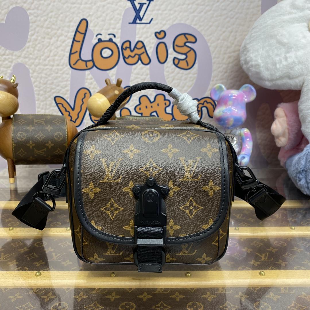 Louis Vuitton Quest Messenger  M46973 - everydesigner