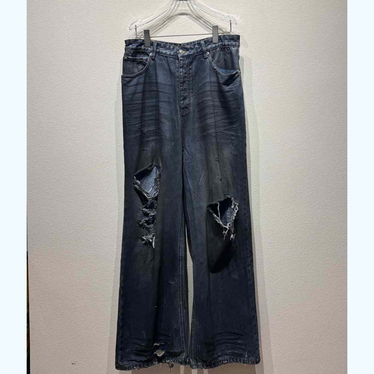 Balenciaga Baggy Pants  - everydesigner