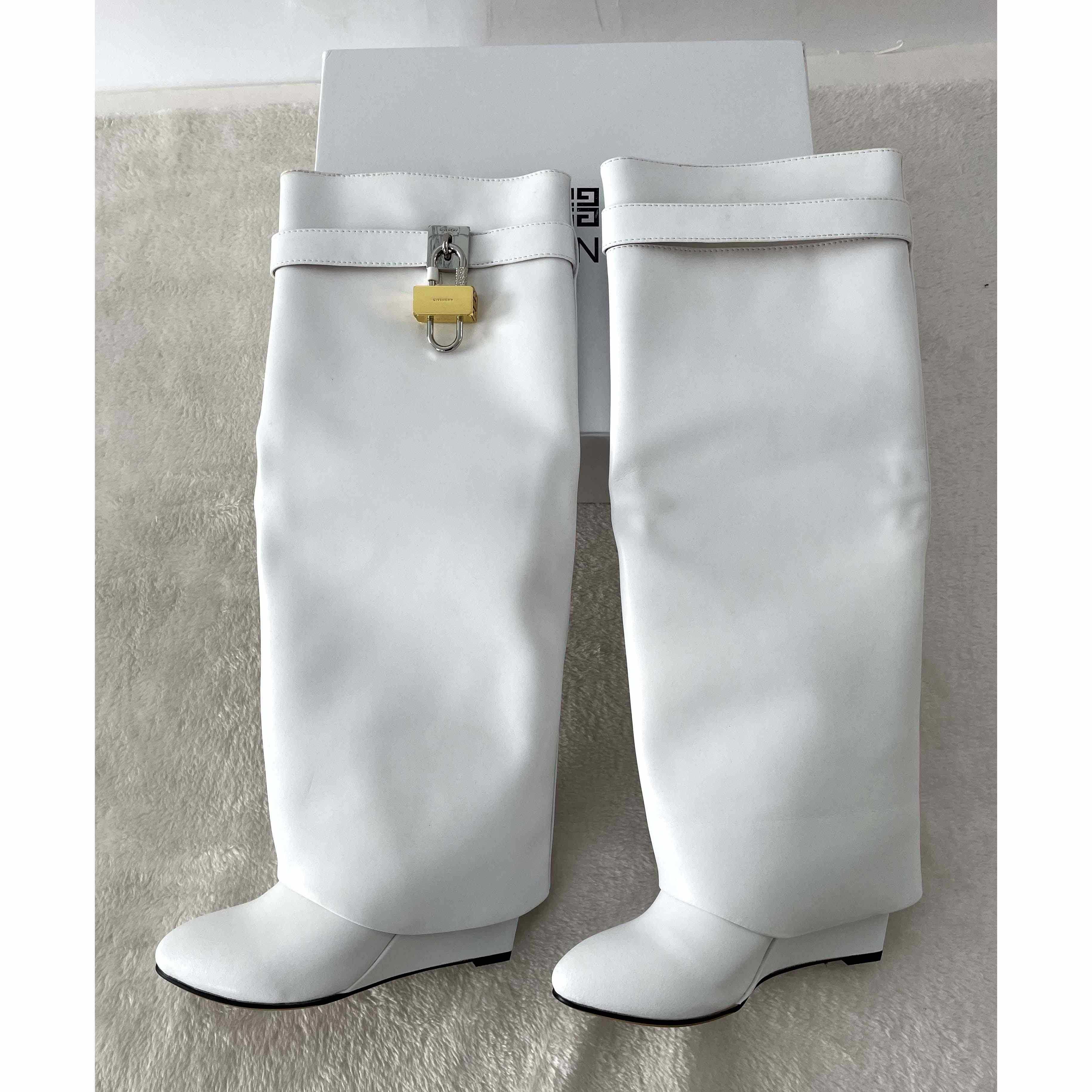 Givenchy Shark Lock Pant Boots In Leather In White (50% Off Sale) xz657 - everydesigner