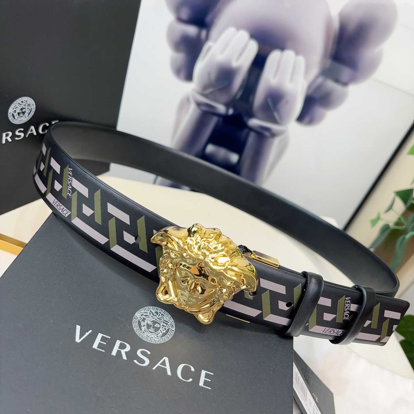 Versace Reversible Leather Belt    40mm - everydesigner