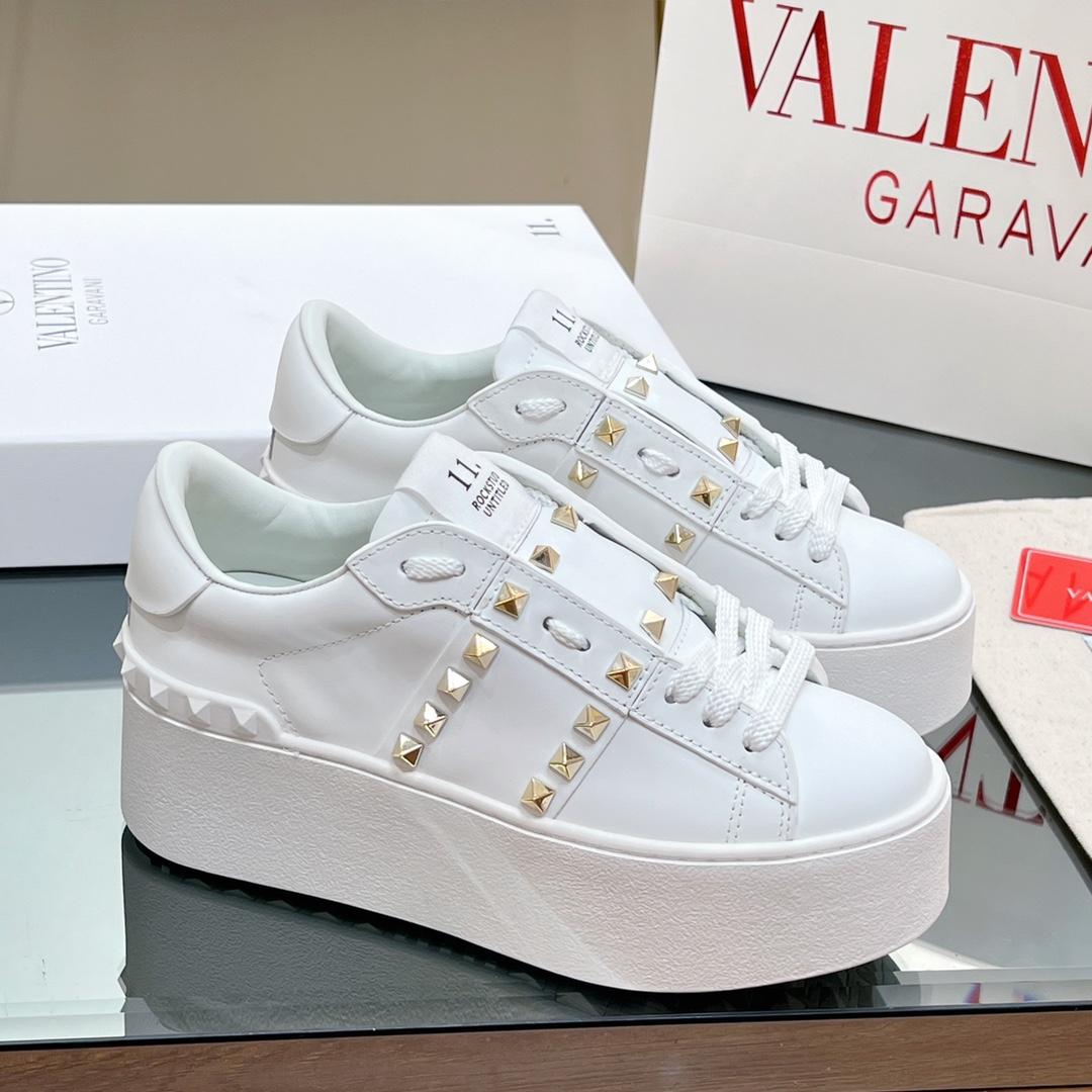 Valenti Flatform Rockstud Untitled Sneaker In Calfskin - everydesigner