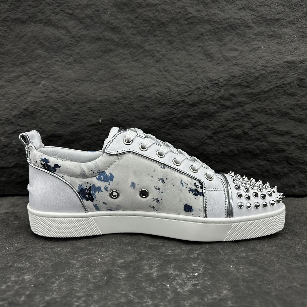 Christian Louboutin Louis Junior Spikes Leather Sneakers - everydesigner