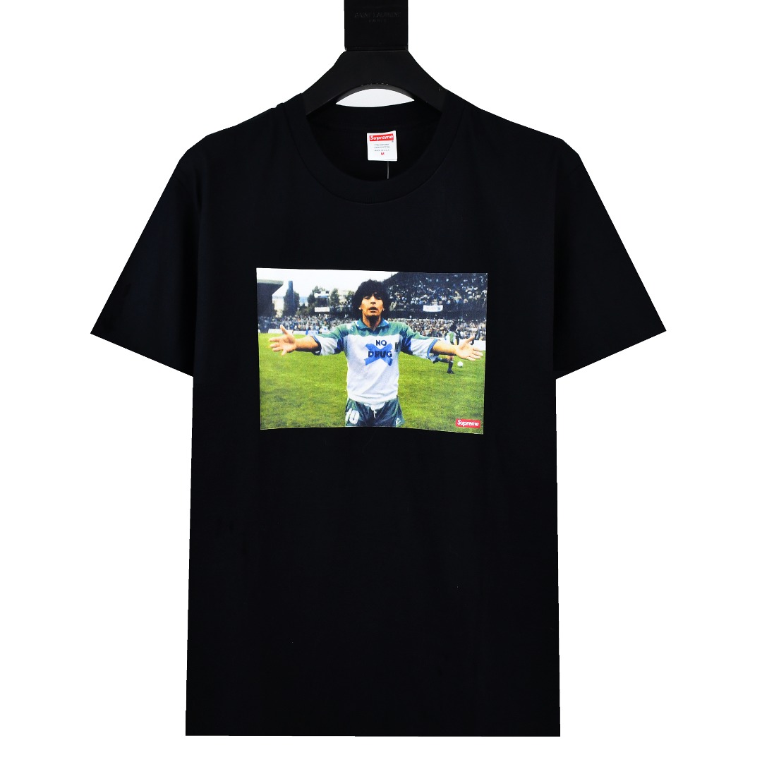 Supreme Maradona Tee - everydesigner