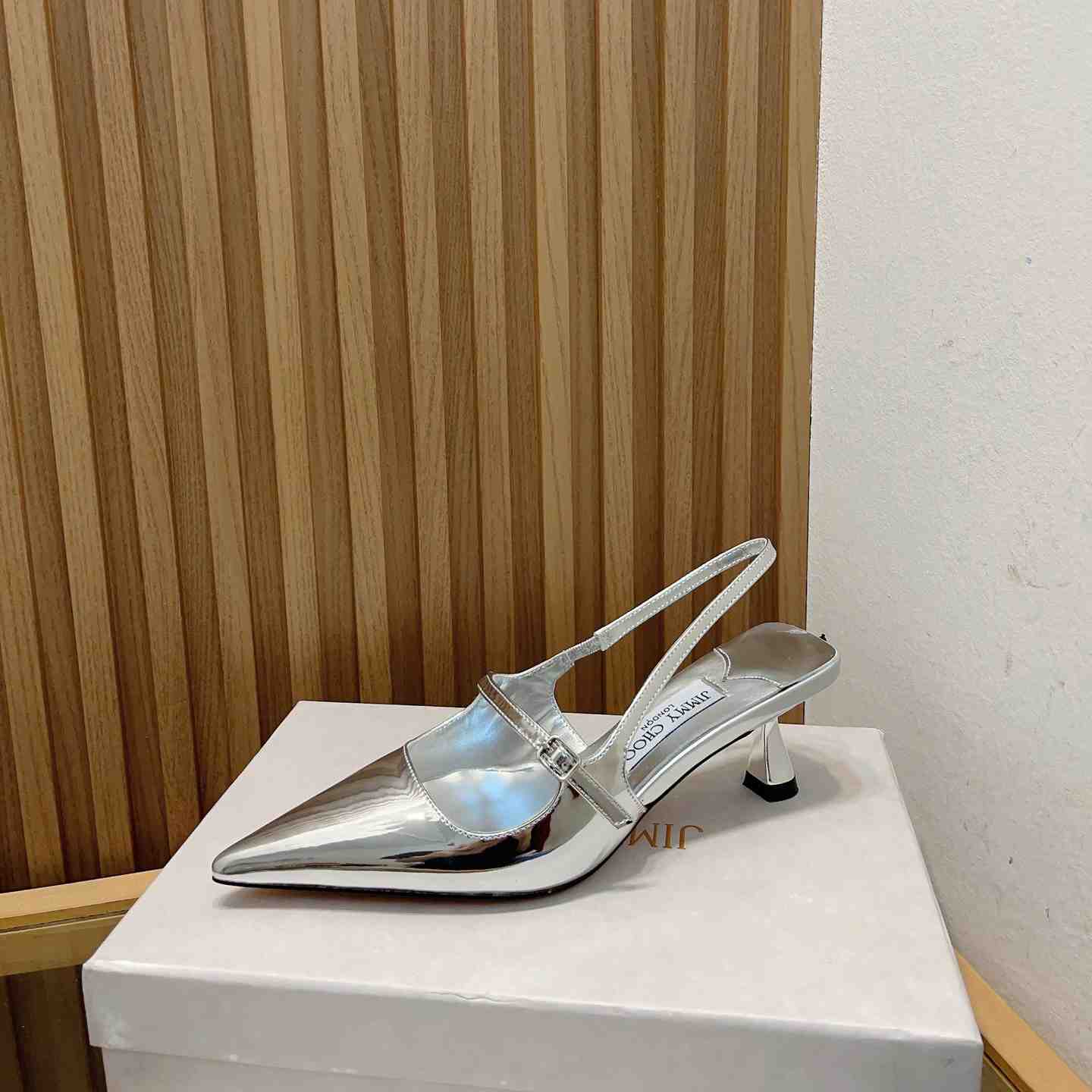 Jimmy Choo Didi 45 Silver Liquid Metal Leather Pointed Pumps - everydesigner