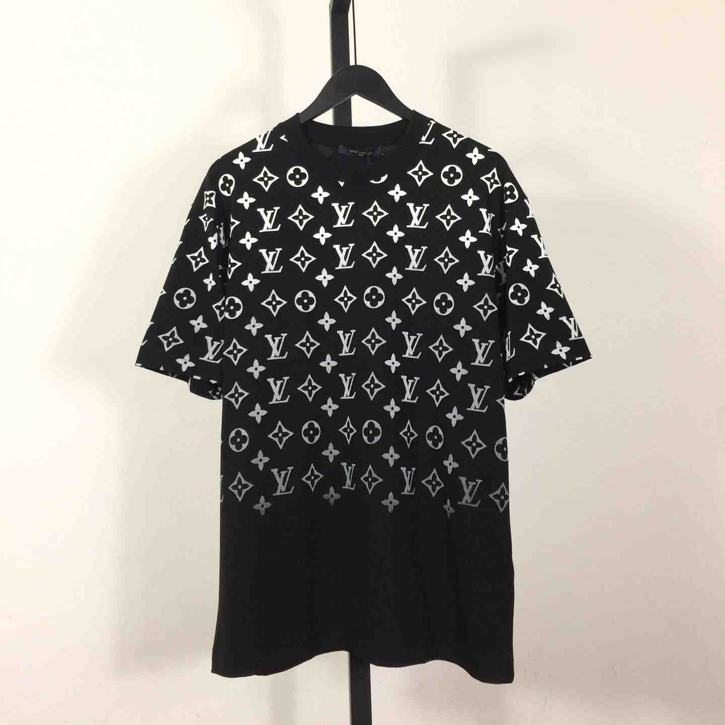 Louis Vuitton Monogram Cotton T-Shirt   - everydesigner