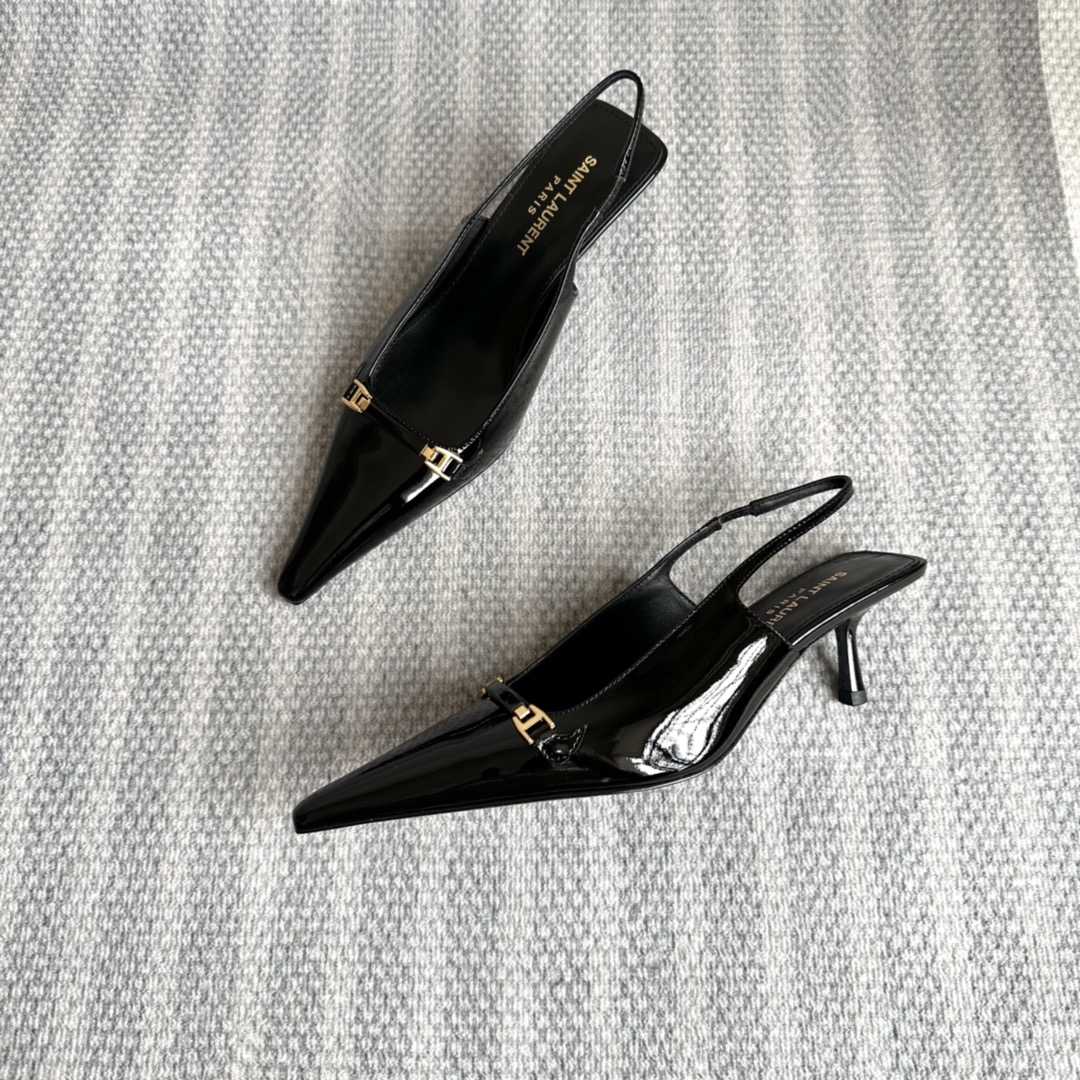 Saint Laurent Carine Slingback Pumps In Patent Leather - everydesigner