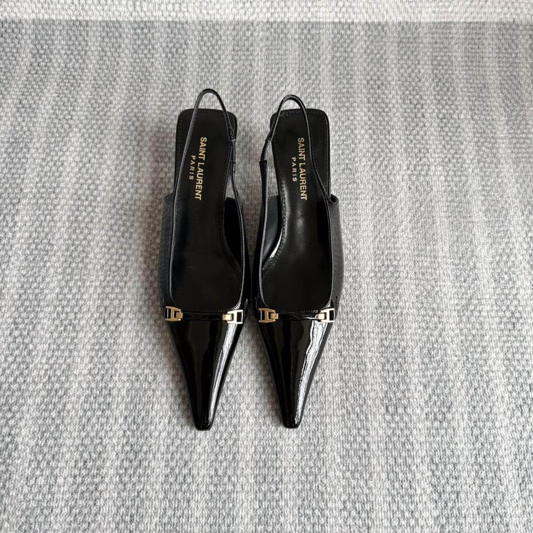 Saint Laurent Carine Slingback Pumps In Patent Leather - everydesigner