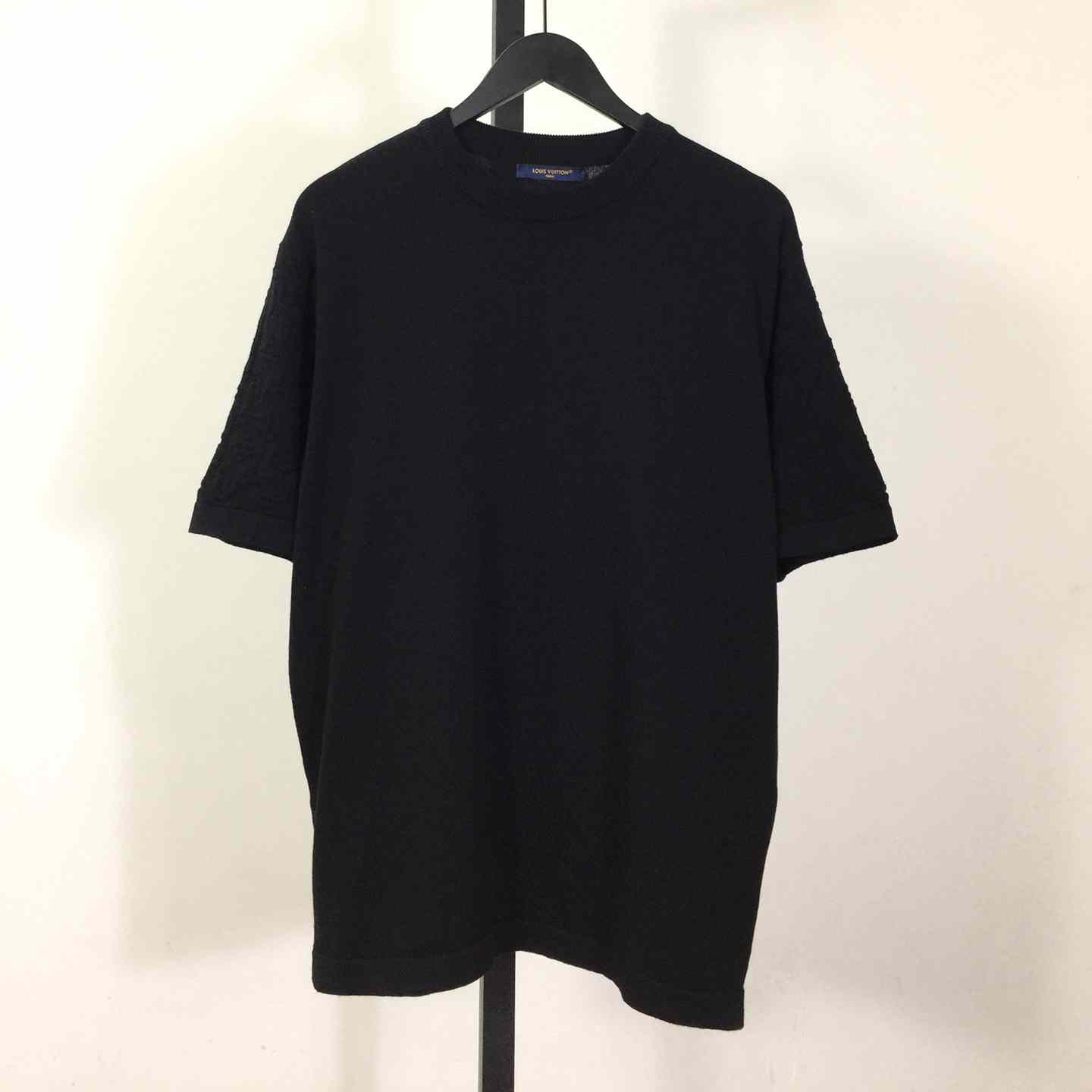 Louis Vuitton Short-Sleeved Signature Crewneck    - everydesigner