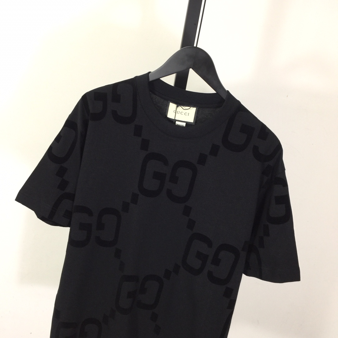 Gucci Cotton T-shirt - everydesigner