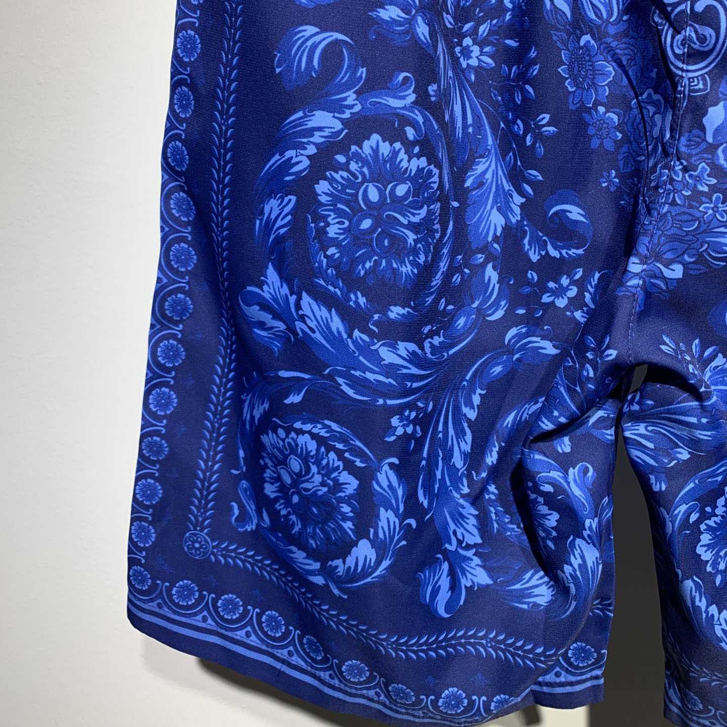 Versace Barocco Silk Shorts - everydesigner