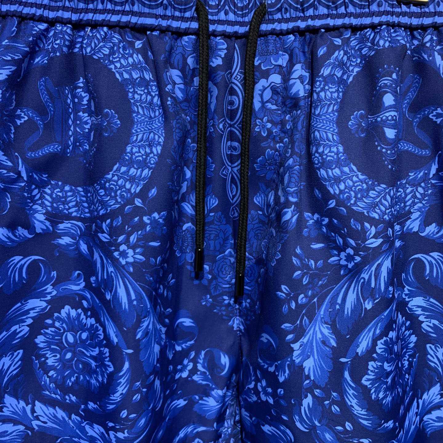 Versace Barocco Silk Shorts - everydesigner