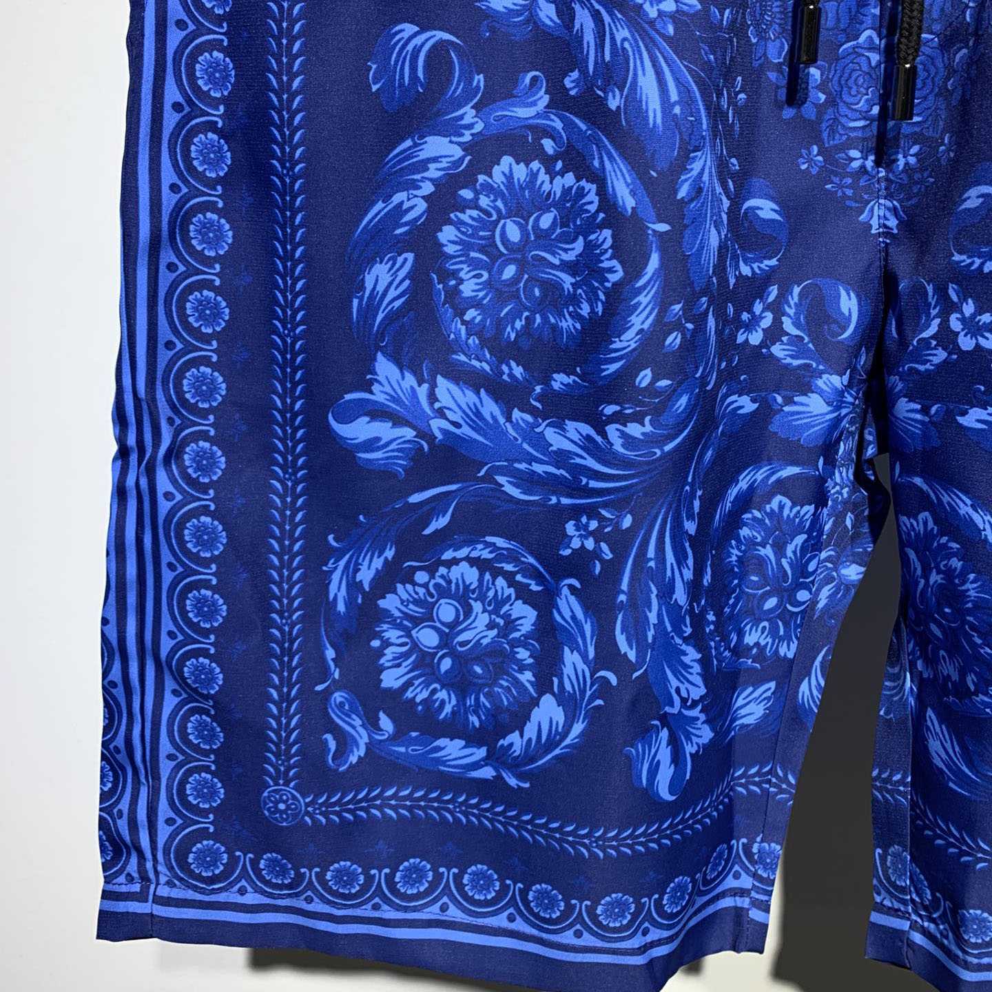 Versace Barocco Silk Shorts - everydesigner