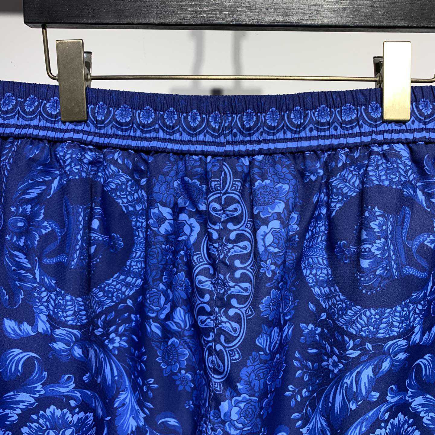 Versace Barocco Silk Shorts - everydesigner