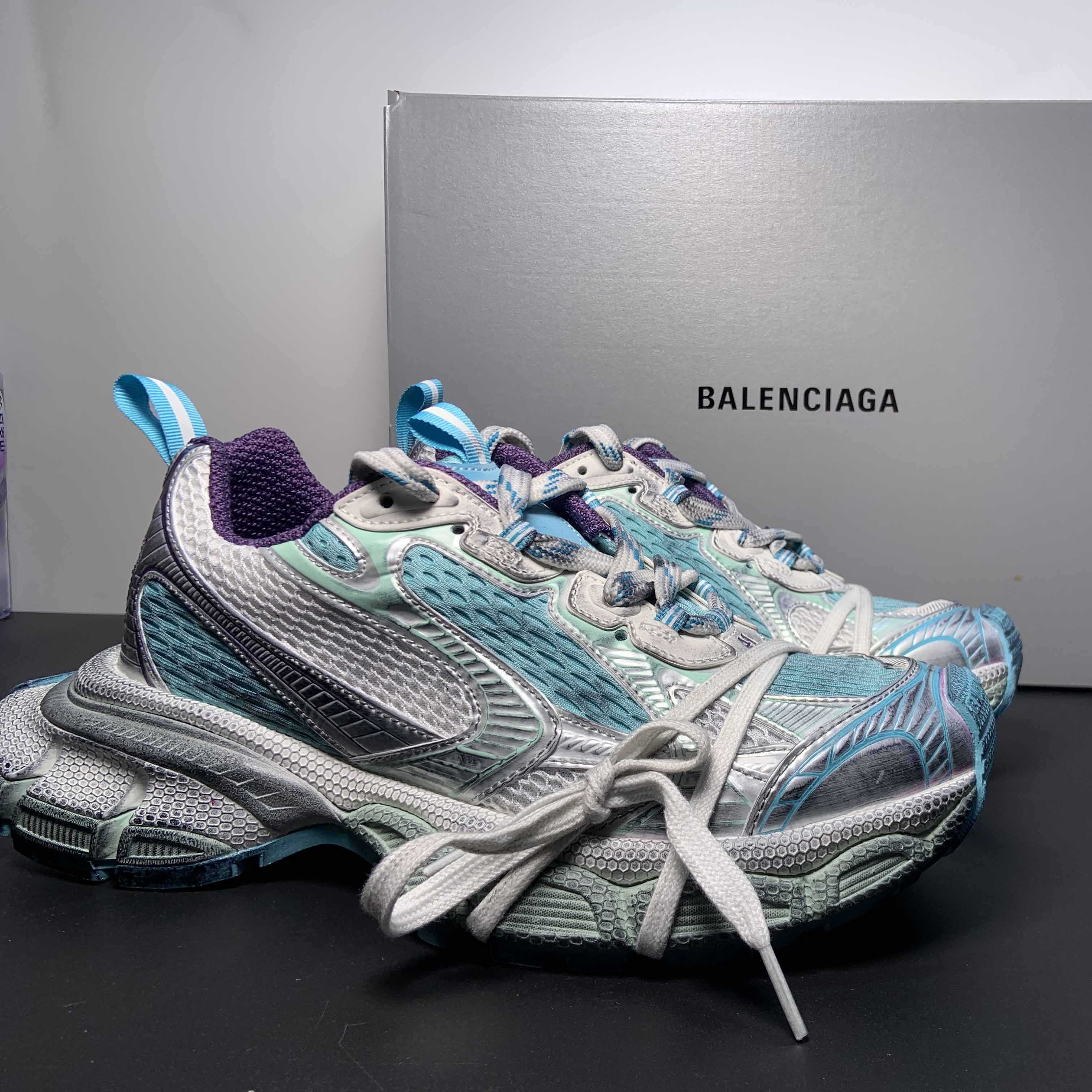 Balenciaga 3XL Sneaker In Light Blue/White/Purple  - everydesigner