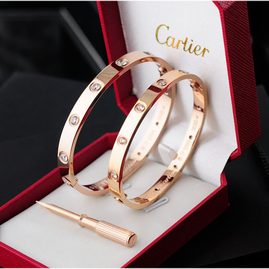 Cartier Bracelet - everydesigner