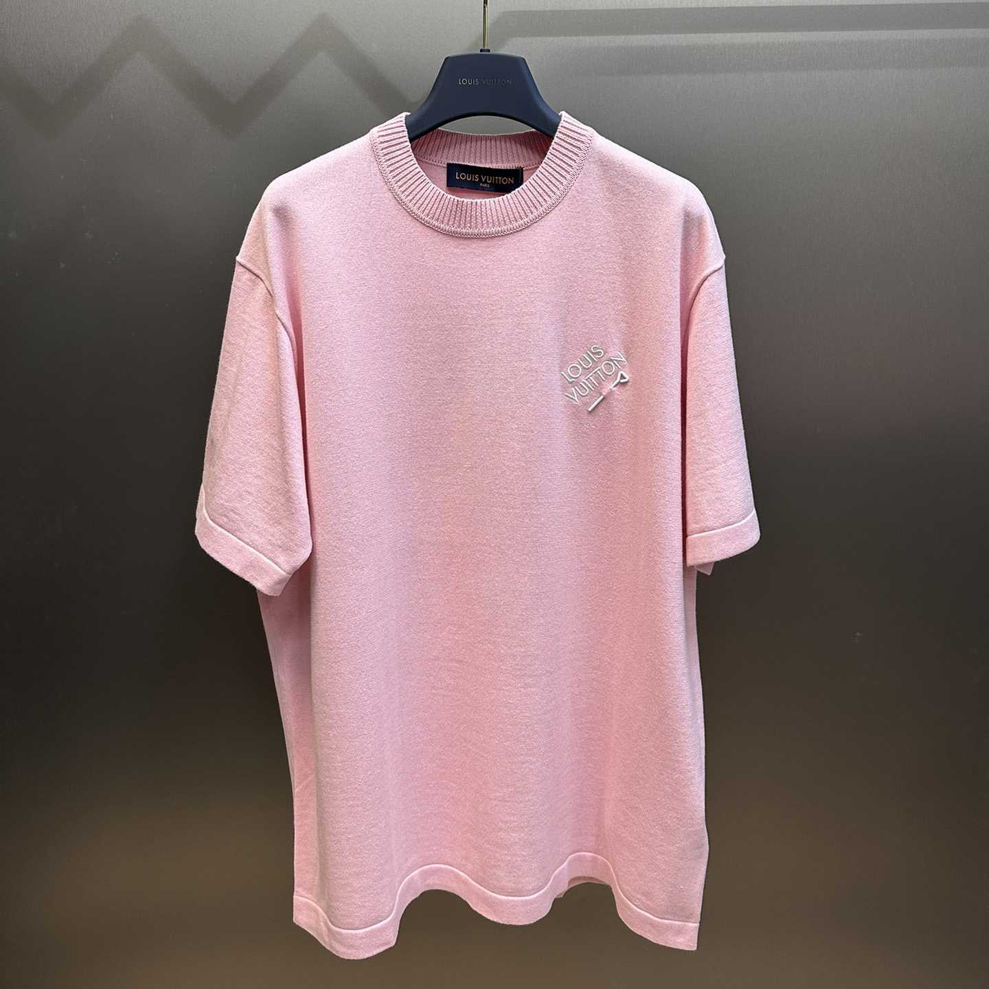 Louis Vuitton Short-Sleeved Signature Crewneck    - everydesigner