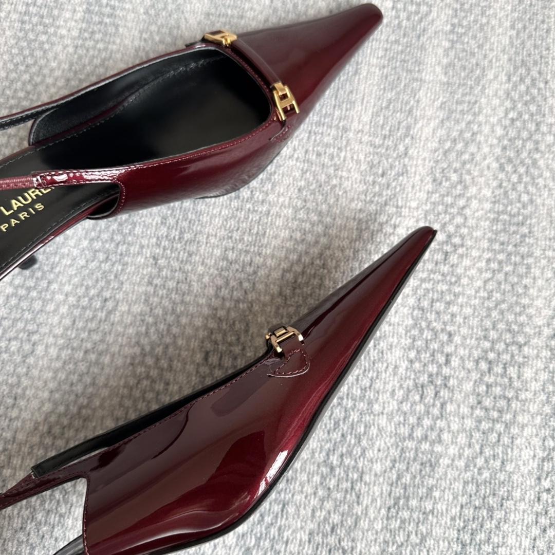 Saint Laurent Carine Slingback Pumps In Patent Leather - everydesigner