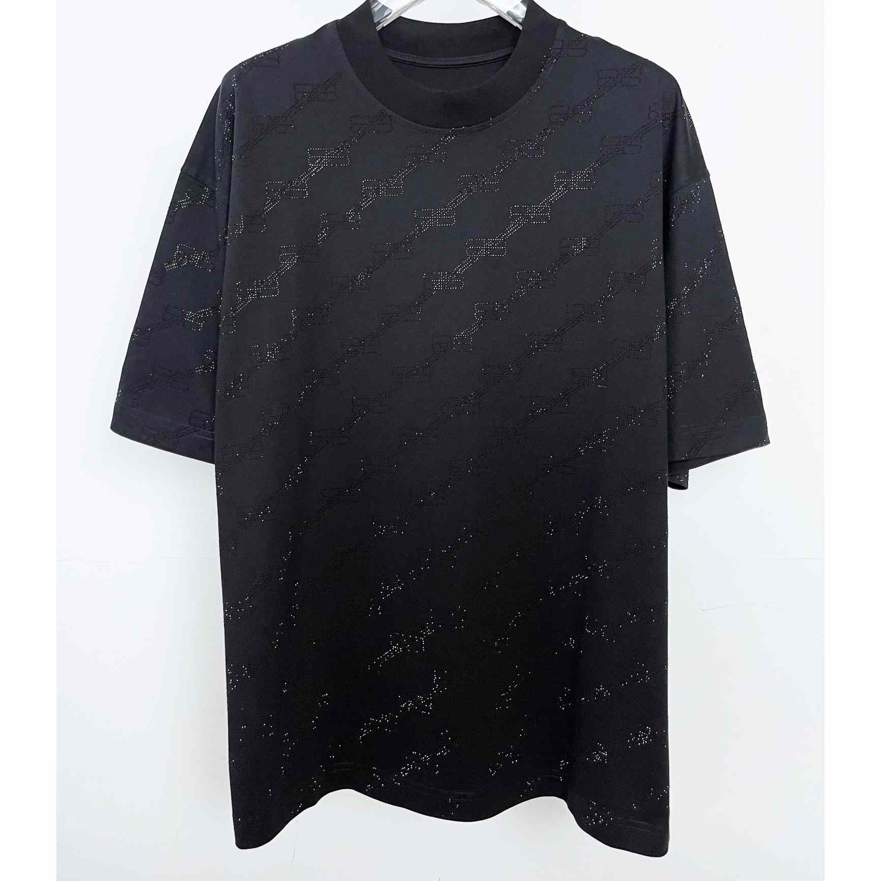 Balenciaga T-Shirt Oversized In Black - everydesigner