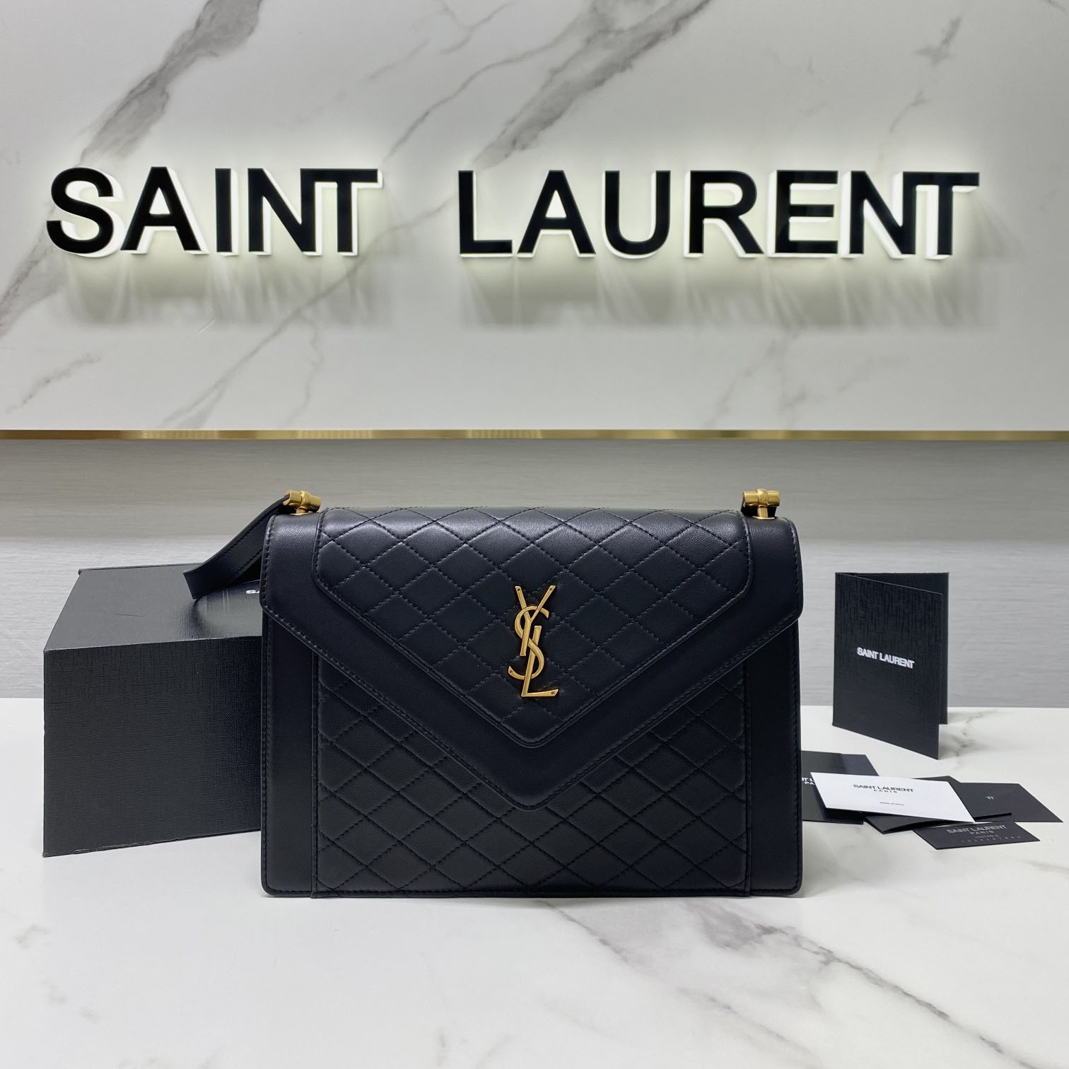Saint Laurent Leather Crossbody Bag  ( 26x18x5cm) - everydesigner