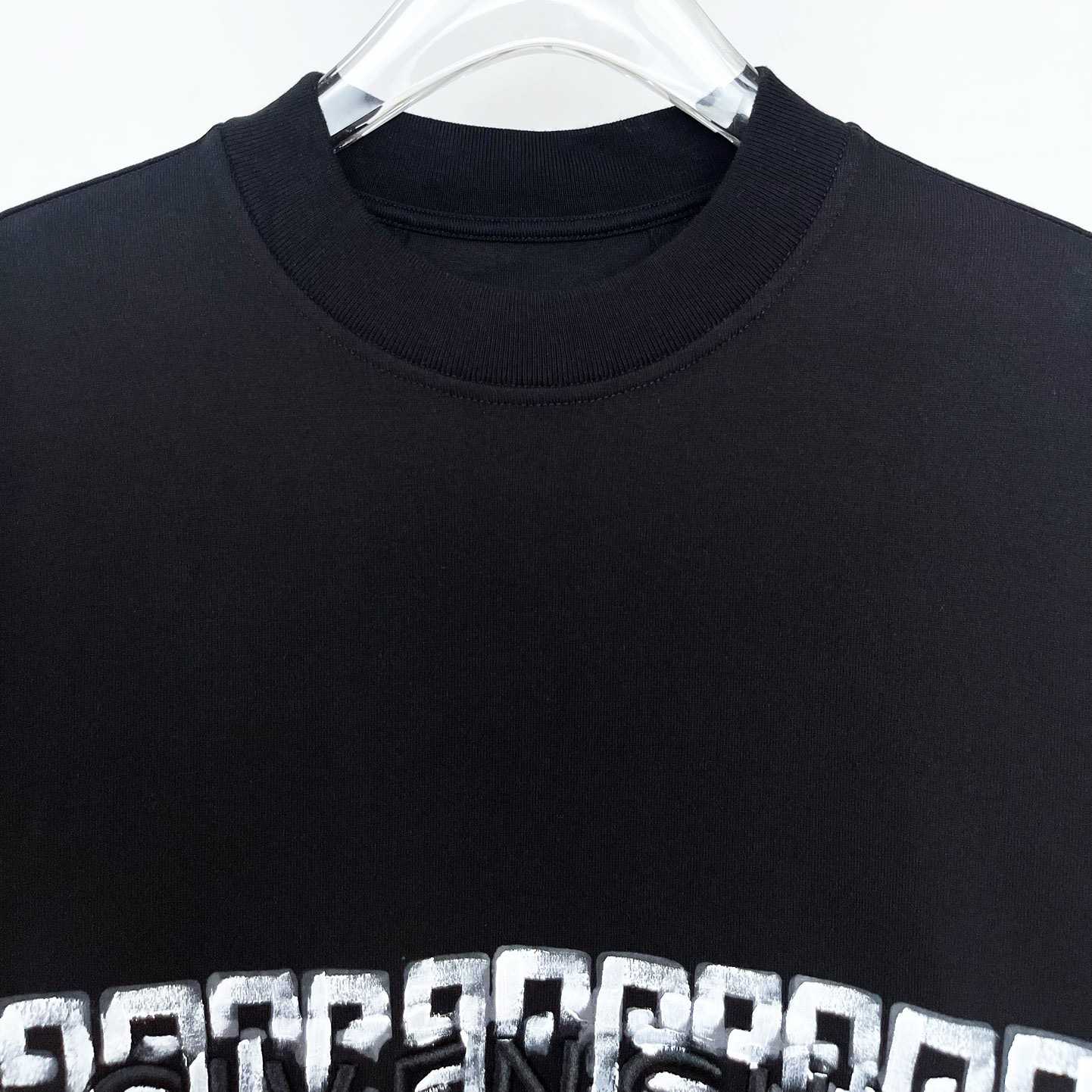 Givenchy 4G T-Shirt - everydesigner