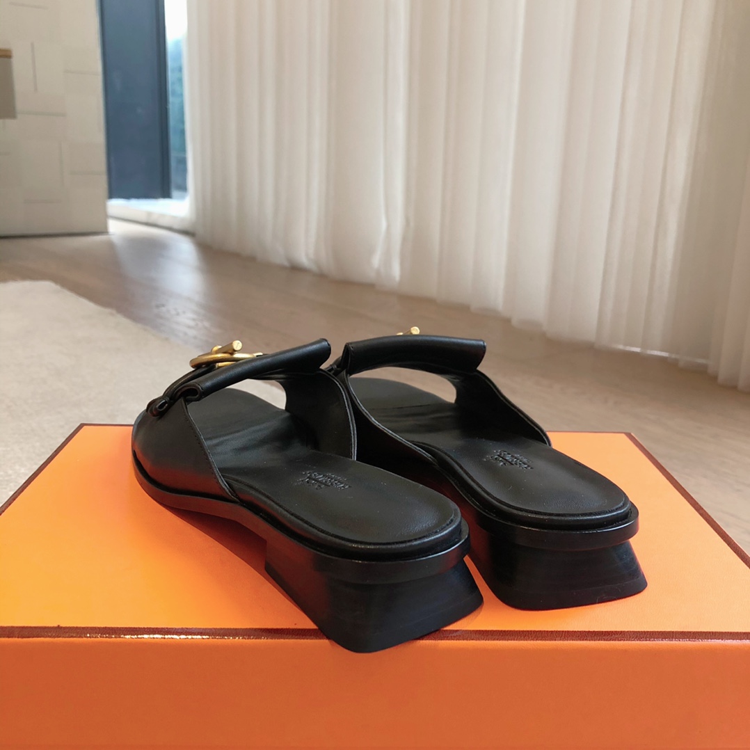 Hermes Isle Sandal - everydesigner