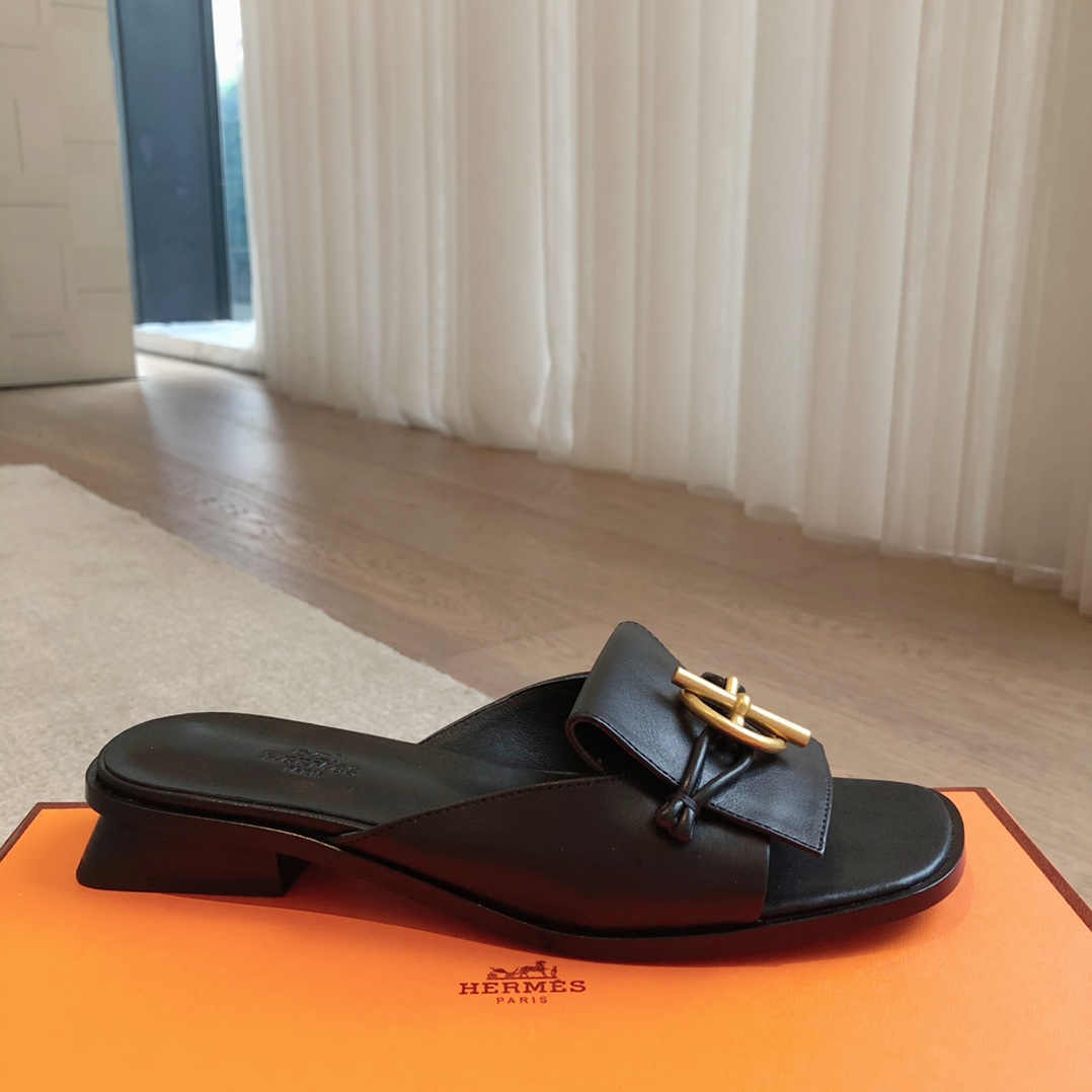 Hermes Isle Sandal - everydesigner