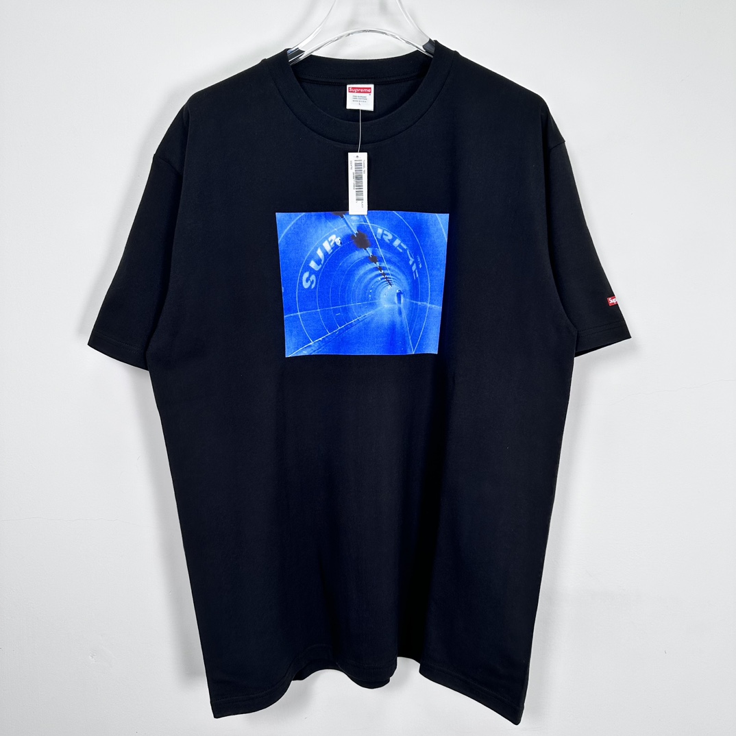 Supreme Tunnel Tee - everydesigner