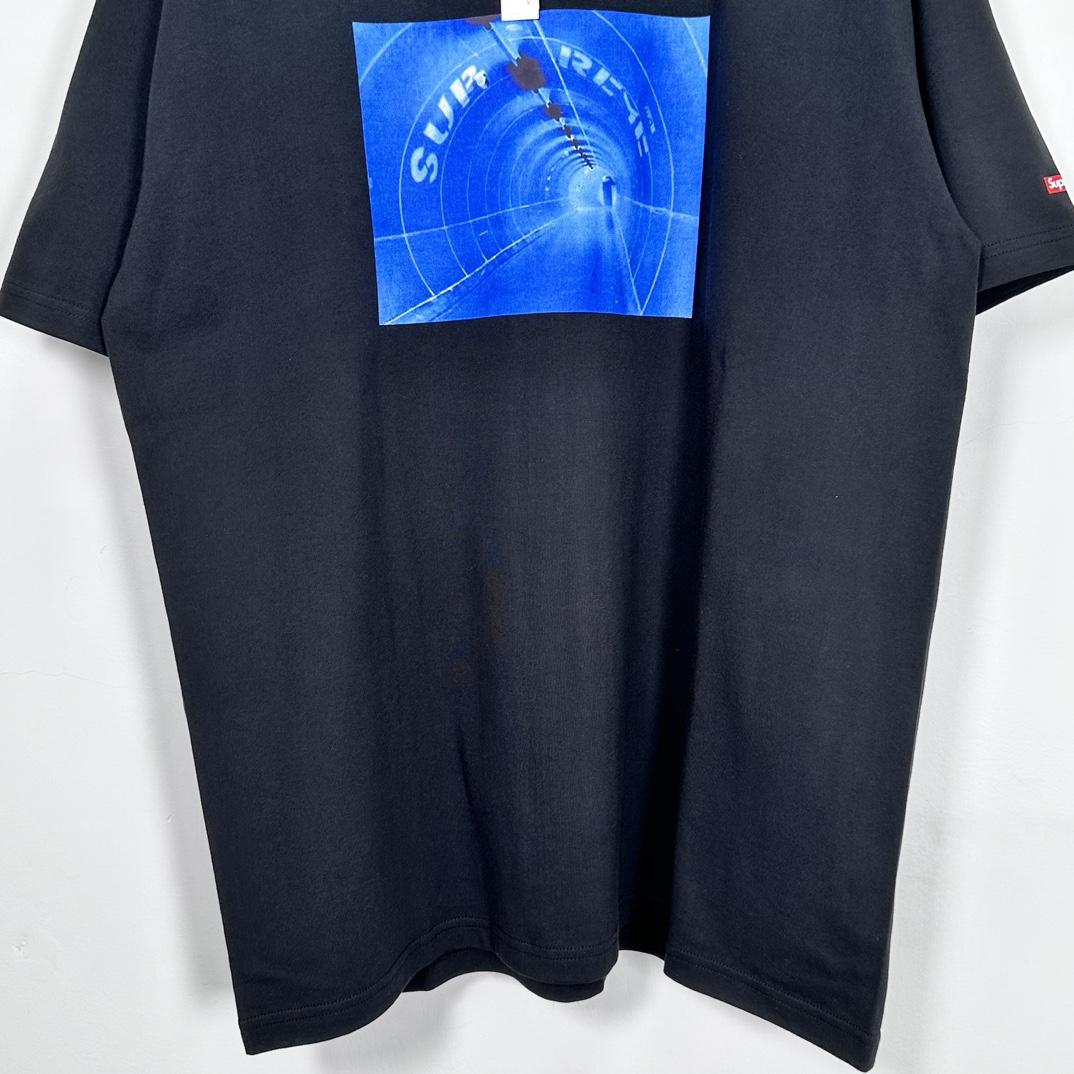 Supreme Tunnel Tee - everydesigner