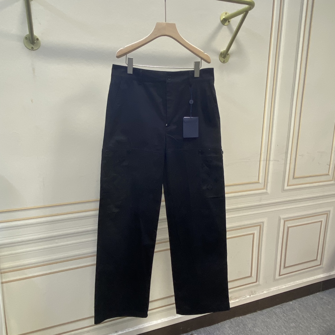 Louis Vuitton Cotton Workwear Pants - everydesigner