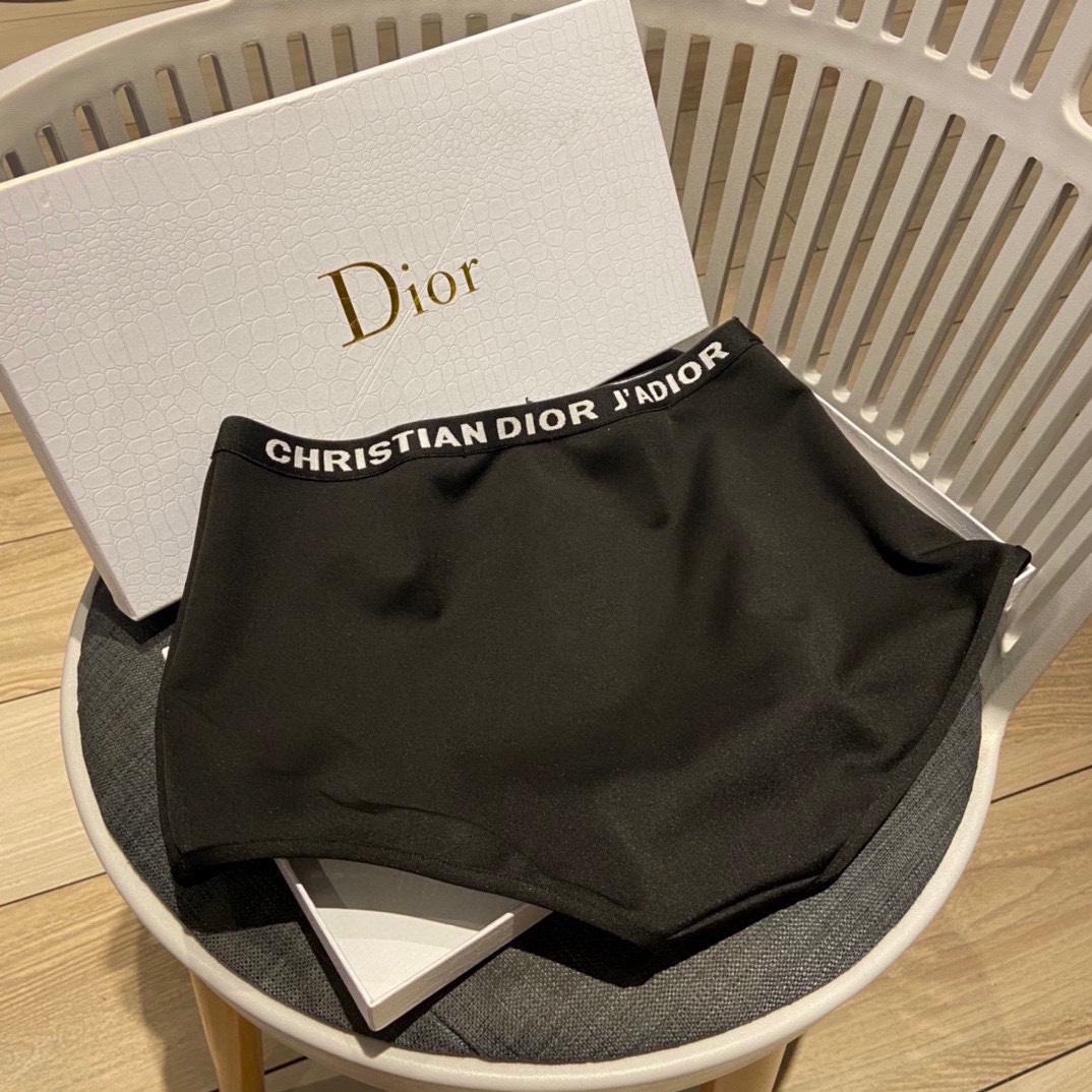 Dior Two-Piece Suits - everydesigner