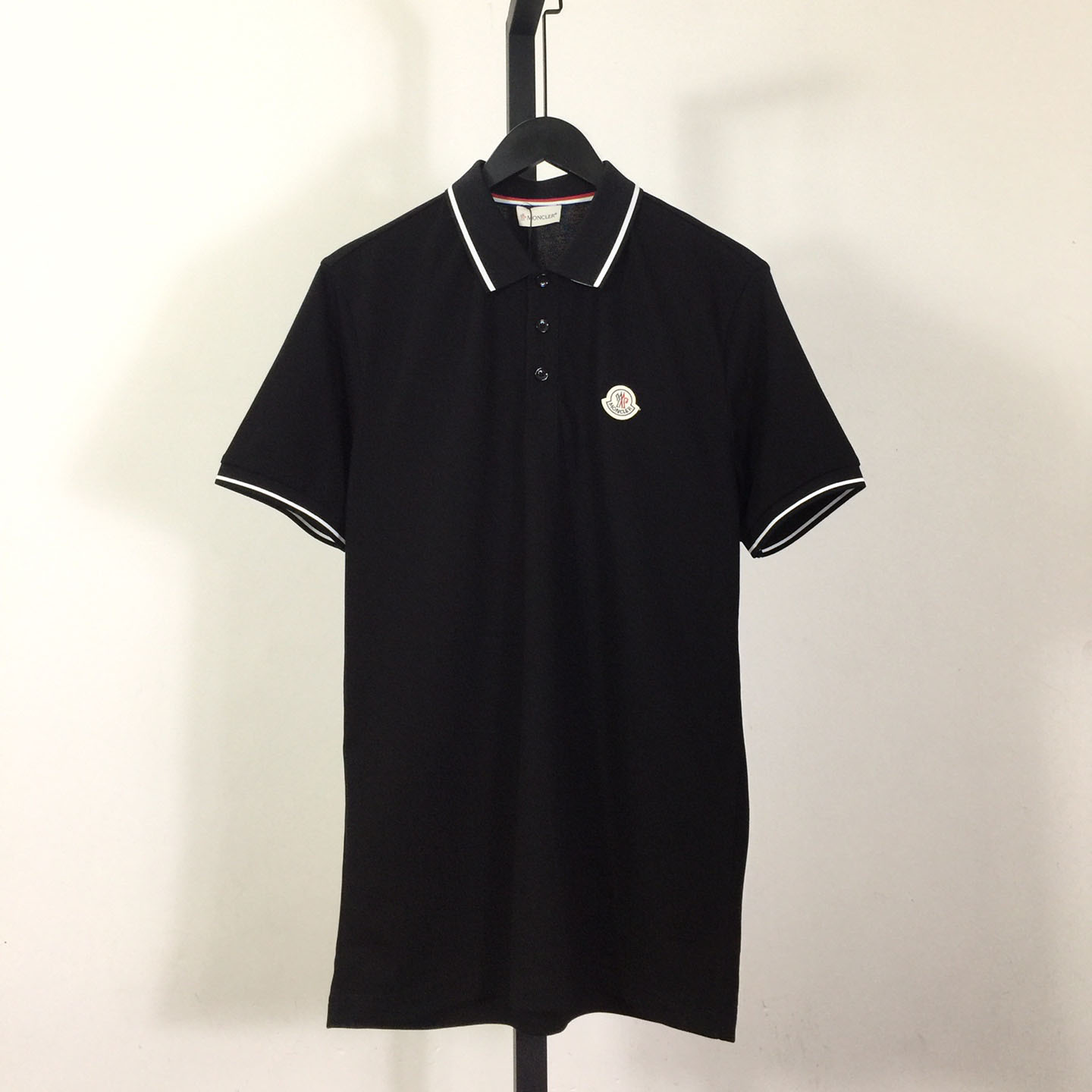 Moncler Logo Polo Shirt - everydesigner