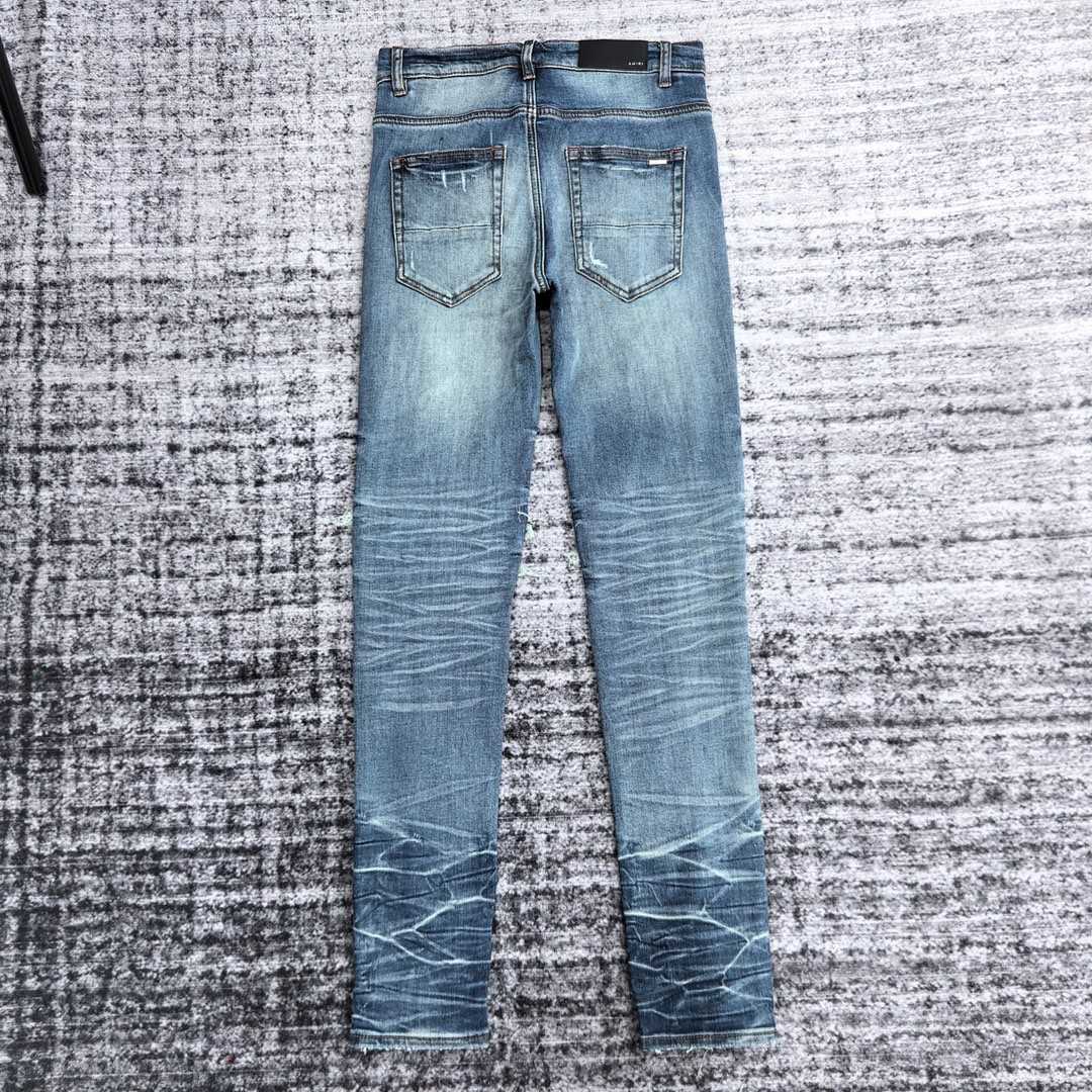 Amiri Slim Fit Jeans    672 - everydesigner