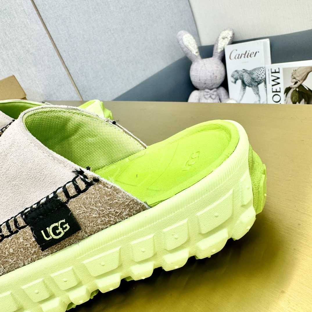 Ugg All Gender Venture Daze Slide - everydesigner